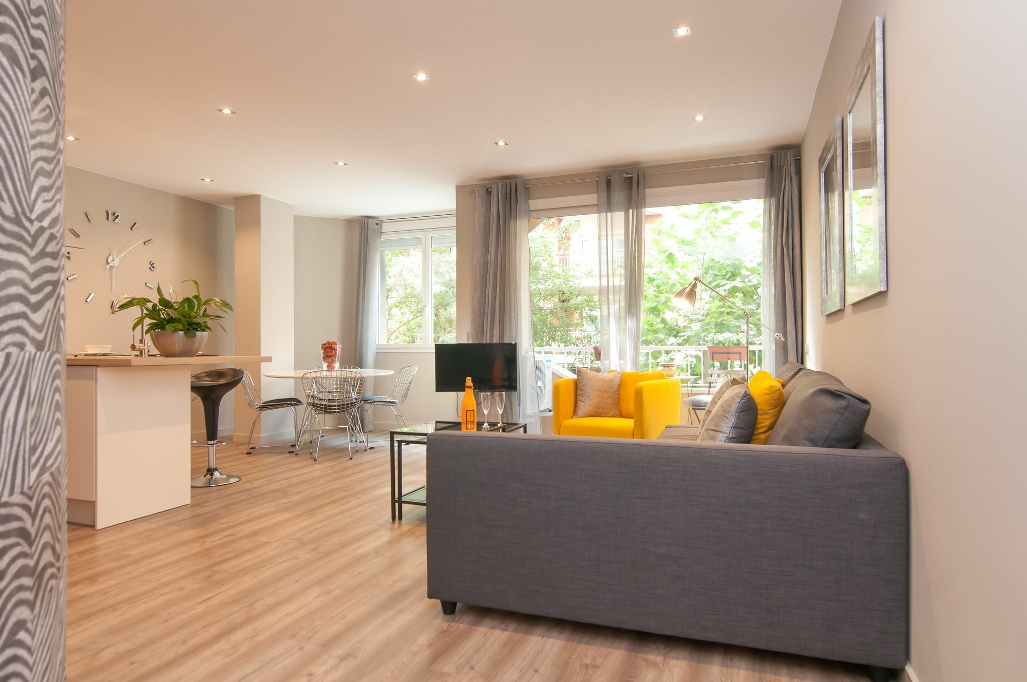 Montaber Apartments - Sagrada Familia Apartment Barcelona