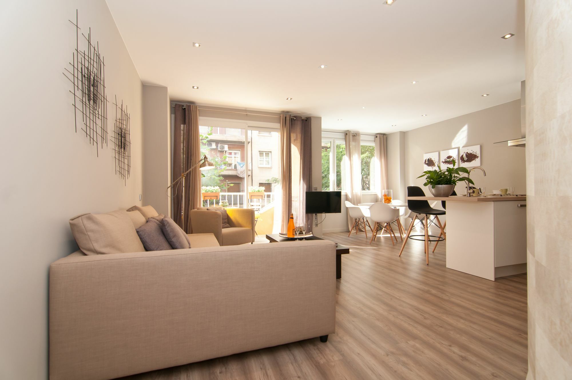 Montaber Apartments - Sagrada Familia *